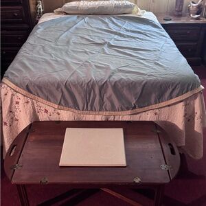 Elegant Gray Bedding Set